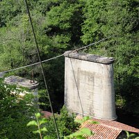 Pilas del puente de hierro de La Maravilla.